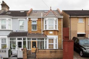 25, Exeter Road, London E17 7QJ