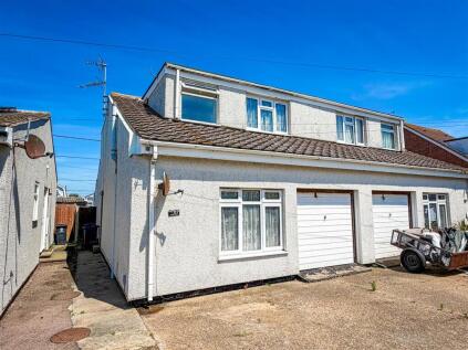 Belsize Avenue, Jaywick, Essex