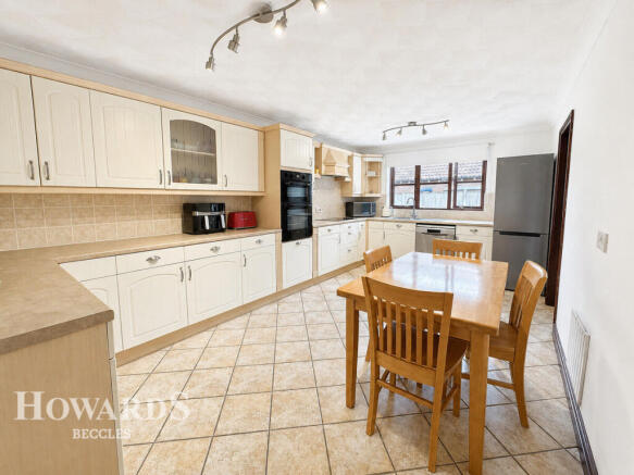 St Benedict's Close, Toft Monks, Beccles photo 4