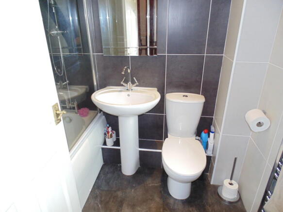 Photo 12