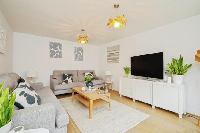 Barberry Drive, Harwell, Didcot photo 4