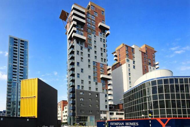 Mastmaker Road London, E14 For Sale by Barrain Lon