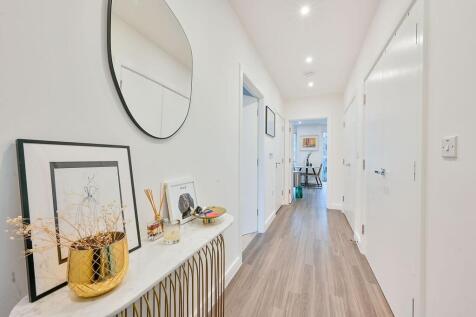 Howell Court, Acton, London, W3