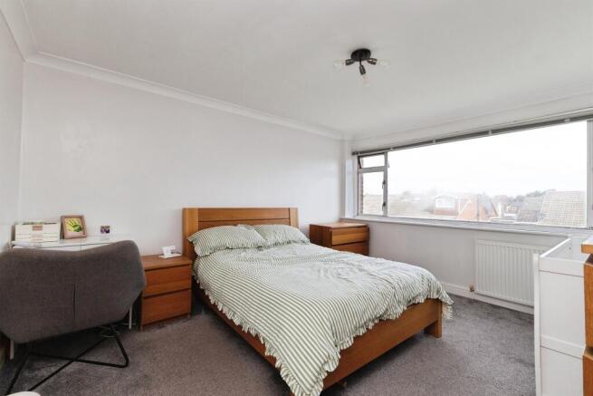 3 bed Detached for sale Image 9