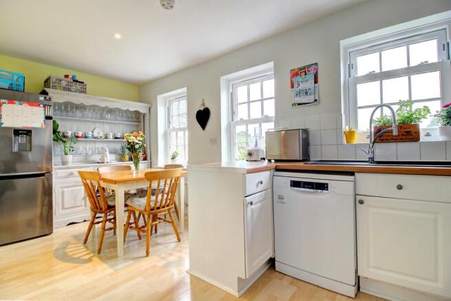 Kitchen diner
