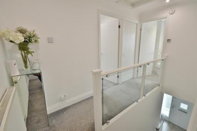 FIRST FLOOR LANDING