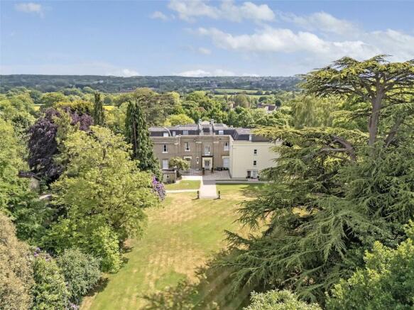 Grounds & Gardens