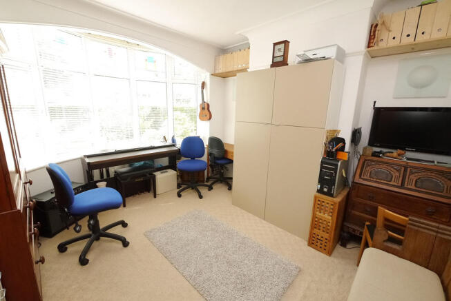 Photo 12