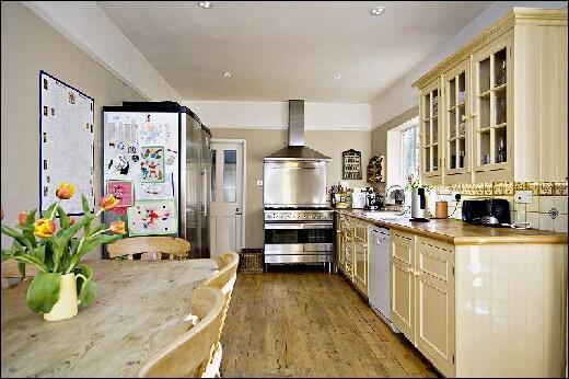 Kitchen/Breakfast Rm