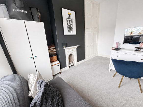 2 bed Terraced for sale Image 9