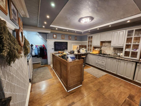 4 bed End of Terrace for sale Image 4