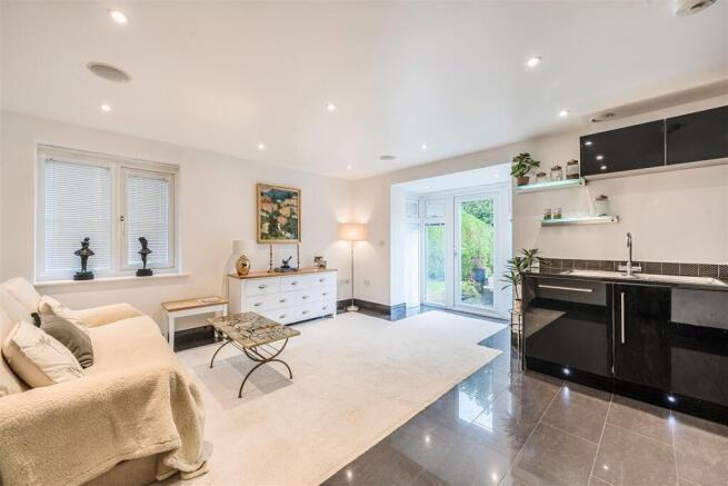 Kitchen/Sitting Room