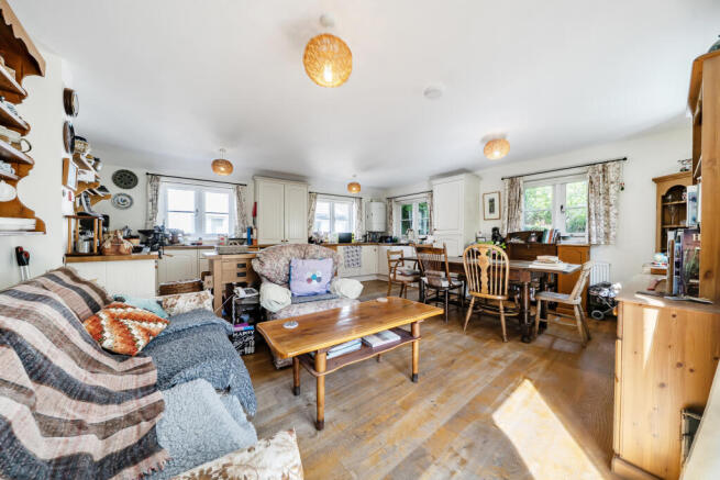 Kitchen / Dining Room