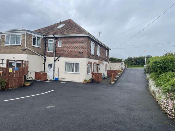 4 bed Detached for sale Image 5