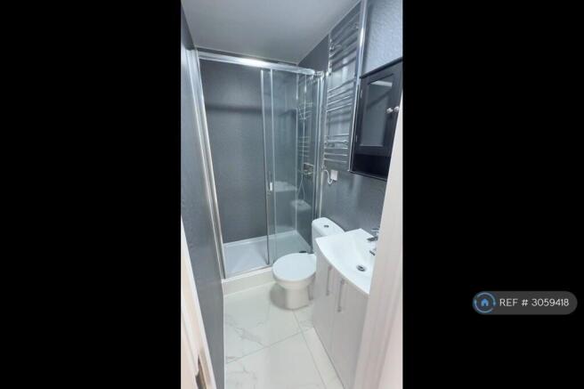 En Suite - Room 1