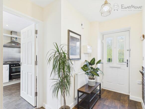 CAM03640G0-PR0073-STILL010