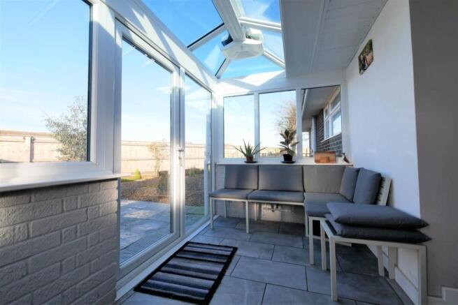 Conservatory / Dining Area