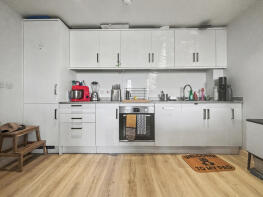Flat 10, 2, Serbert Close, Bristol BS20 7SS