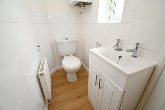 3 bed Town House for sale Image 8