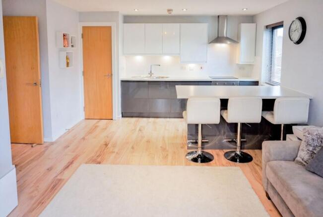 Open Plan Kitchen / Living