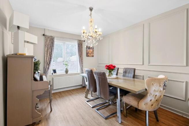 3 bed Terraced for sale Image 5