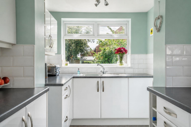 3 bed Semi-Detached for sale Image 4