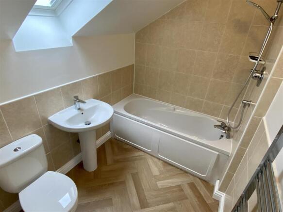 1 bed Apartment to rent Image 6