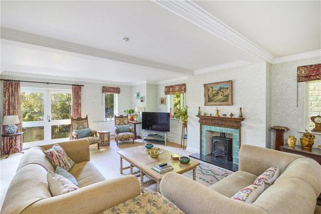 5 bed Detached for sale Image 6