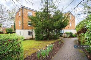 1, Willowmead Close, London W5 1PT
