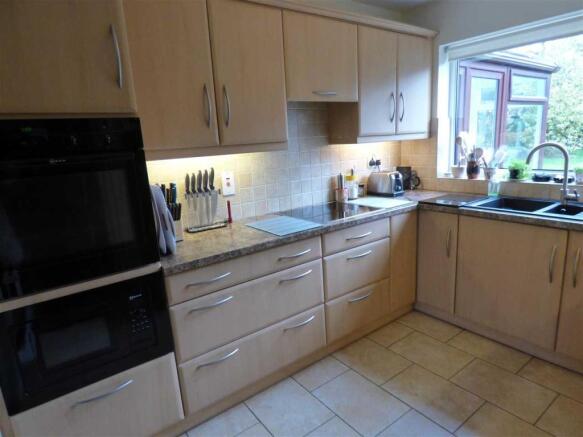 KITCHEN VIEW 2