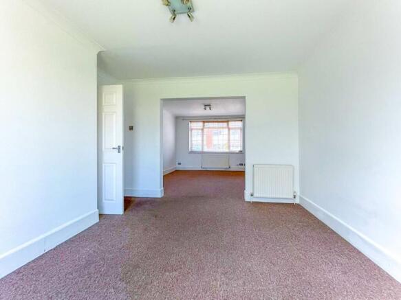 77 arnewood road din