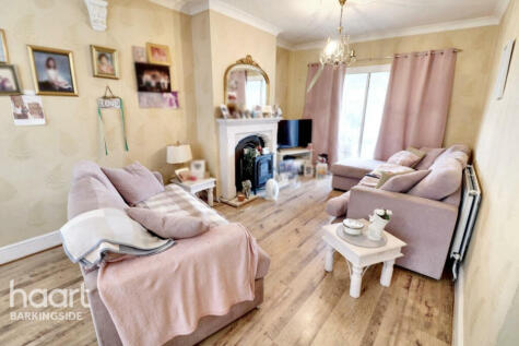 Applegarth Drive, Newbury Park