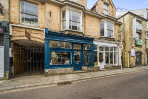 Flat 2, 14, New Bridge Street, Truro TR1 2AA