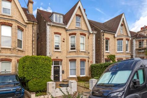 Wilbury Gardens, Hove