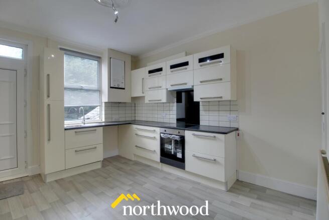 2 bed Terraced to rent Image 7
