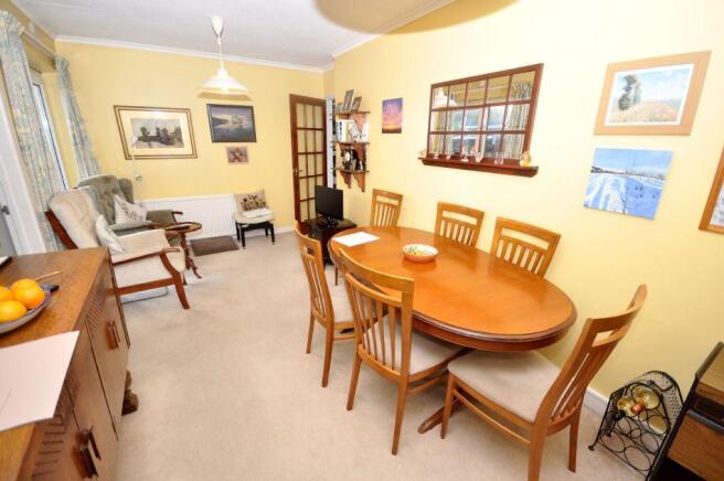 45 Glynderi, Tanerdy, Carmarthen SA31 2EX Photo 7