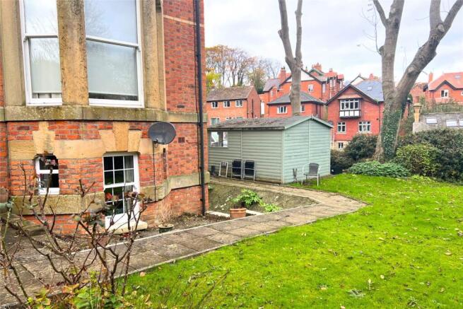 1 bed Apartment to rent Image 5