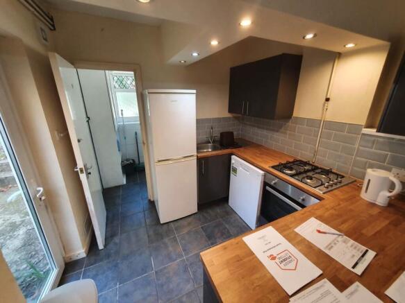 Kitchen (1)