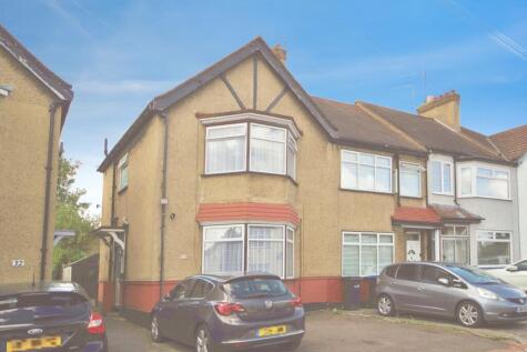 Devonia Gardens, London, N18