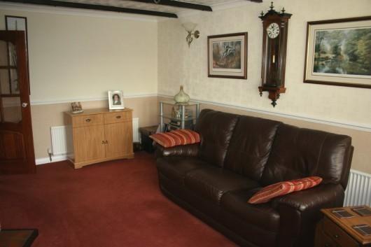 lounge/dining
