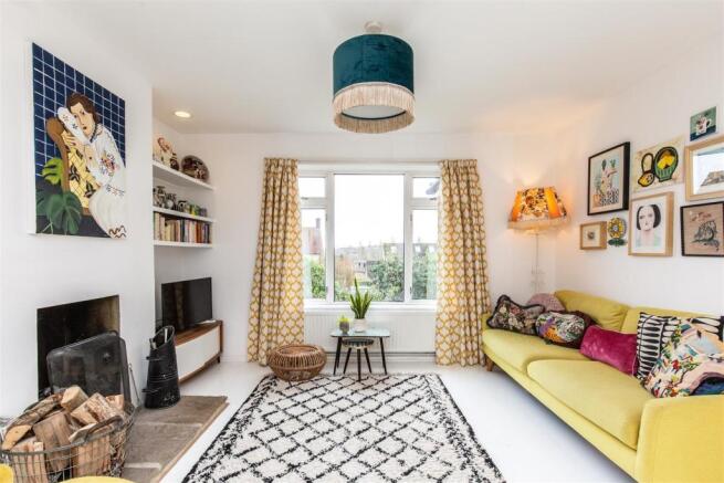 17 Hereward Way13.jpg