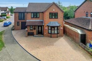 4, Blakeney Court, Tattenhoe, Milton Keynes MK4 3AD