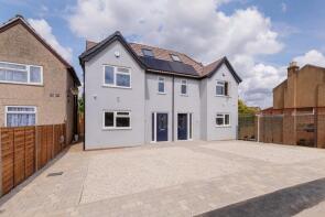 109a, Meadfield Road, Slough SL3 8HY