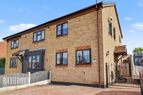 Elcroft Gardens, Beighton