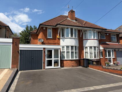 Ralph Road, Shirley, Solihull, B90 3JX