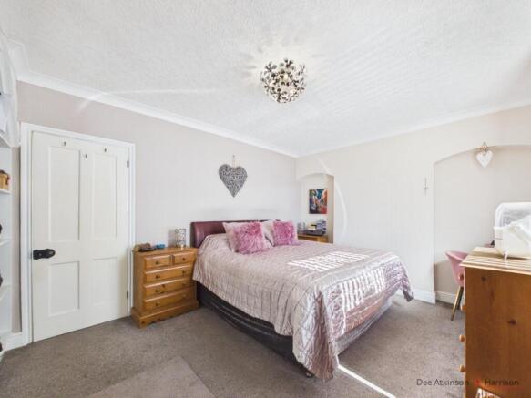 2 bed Semi-Detached for sale Image 12