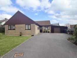 1, Davenant Close, Gillingham SP8 4SL