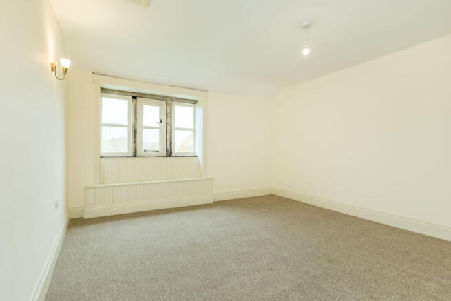 2 bed Terraced to rent Image 10