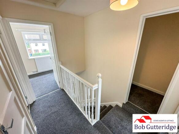 FIRST FLOOR LANDING