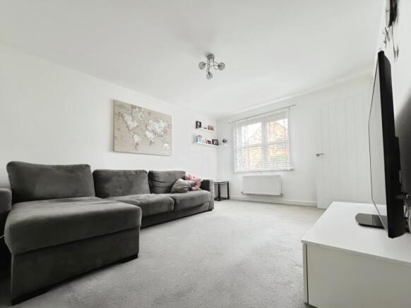 pbox-living_room-312906.jpeg